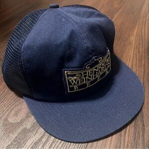 Vintage Henry Weinhard’s Beer Patch Snapback Trucker Hat Navy Blue Adjustable